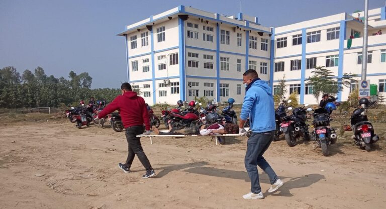 बर्दिवास ११ स्थित निर्मल लामा बहुप्राविधिक शिक्षालयका एकसाथ विष सेवन गरेका तीन जना छात्रामध्ये एक छात्राको मृत्यु