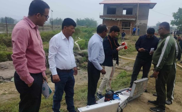 जमिनमुनि भासिएर हराएको गाडीको विषयमा अध्ययन गर्न, भुगर्भविदले खोज्न सुरु गरे